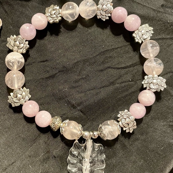 Kunzite, Rose Quartz, Clear Quartz, Nine-Tail Fox Bracelet - Picture 2 of 3